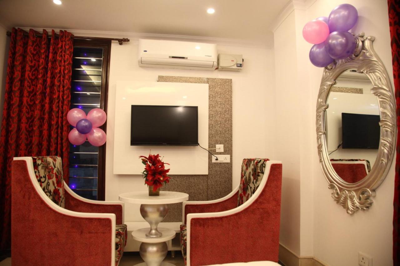 Hotel Dev Residency Vrindāvan 外观 照片