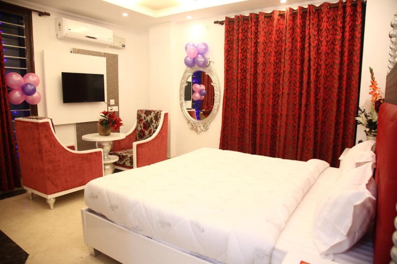 Hotel Dev Residency Vrindāvan 外观 照片