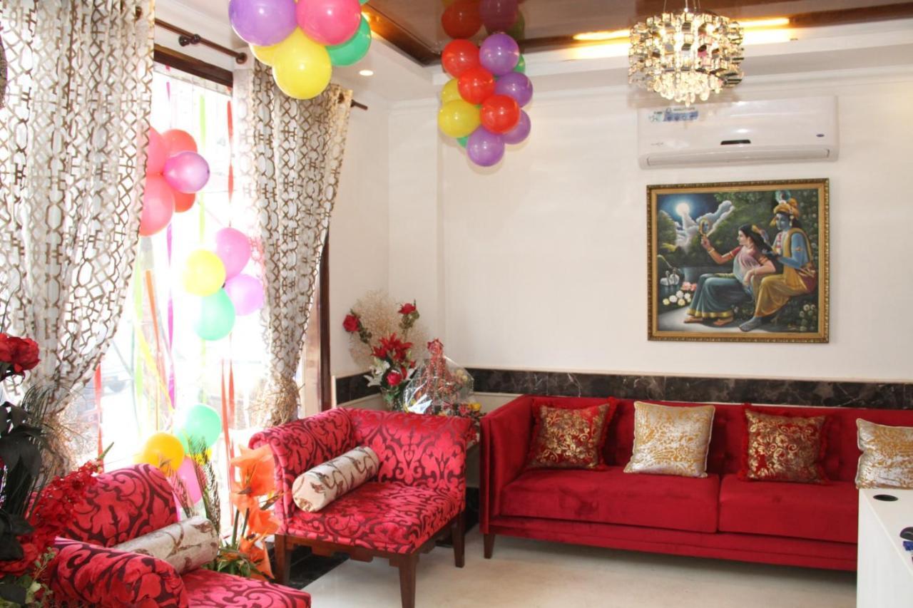 Hotel Dev Residency Vrindāvan 外观 照片