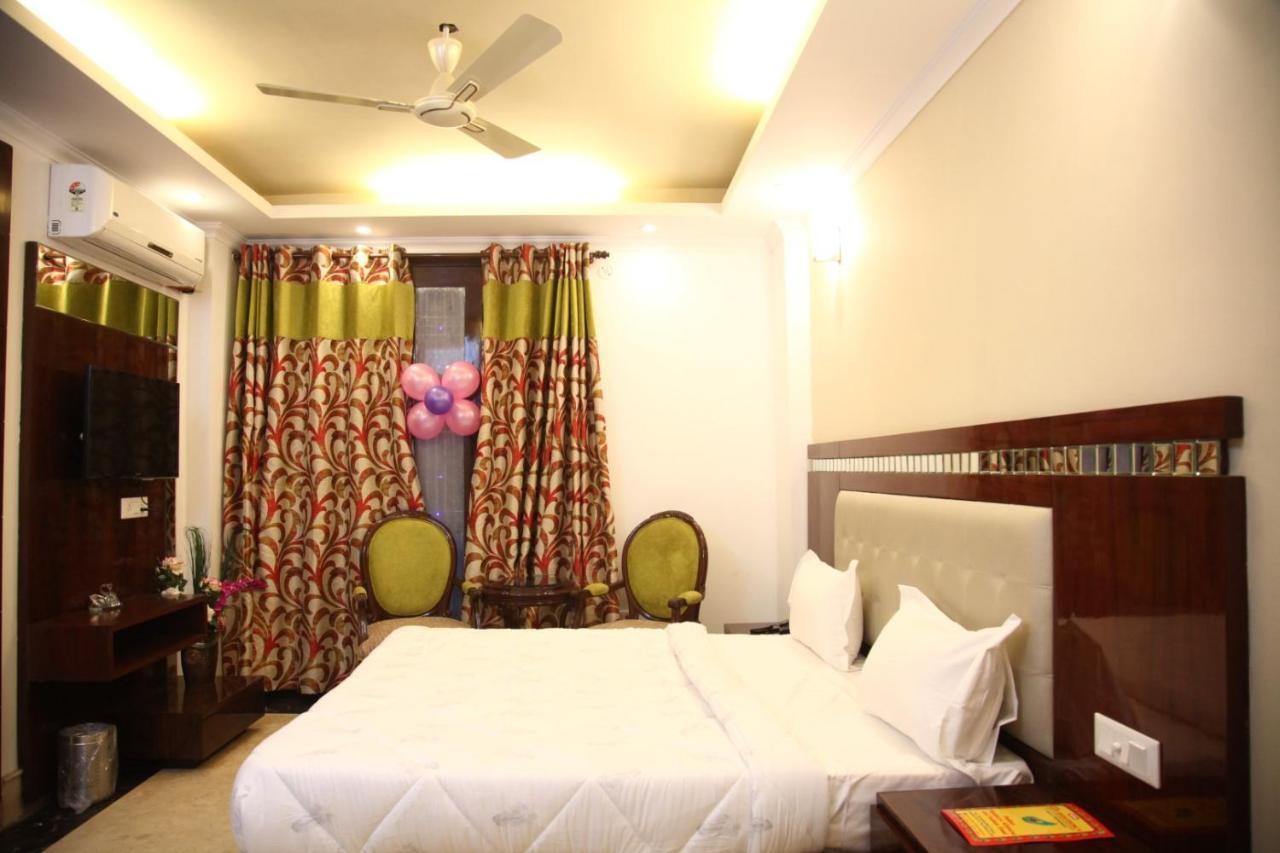 Hotel Dev Residency Vrindāvan 外观 照片